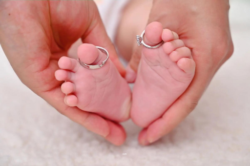 海南孕妇肚子隐隐作痛